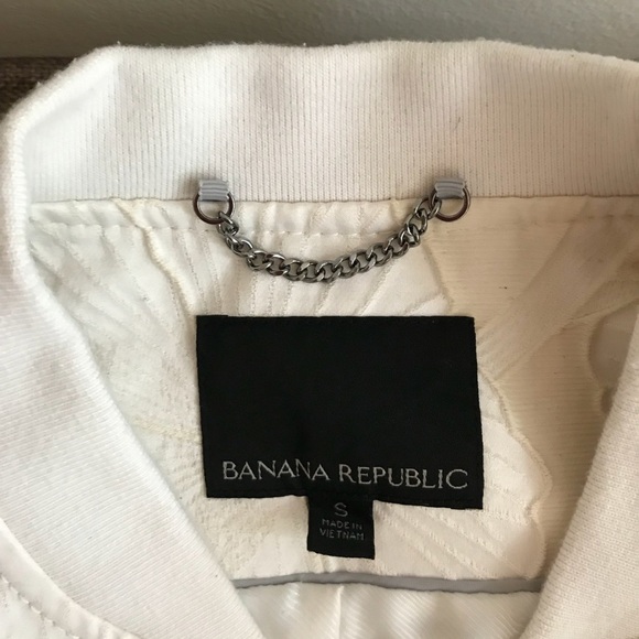 Banana Republic | Bomber Jacket | Floral Jacquard - Picture 5 of 8